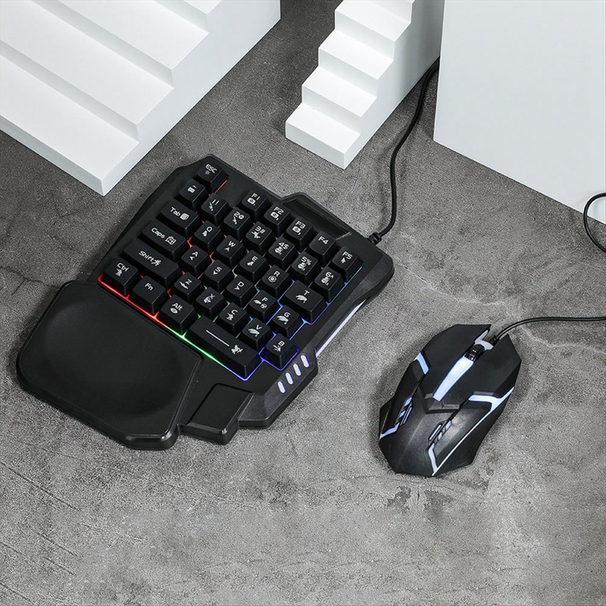 ★ ▲   Clavier de jeu ergonomiq - Gaming Keyboard And Mouse Converter For Mobile avis et prix